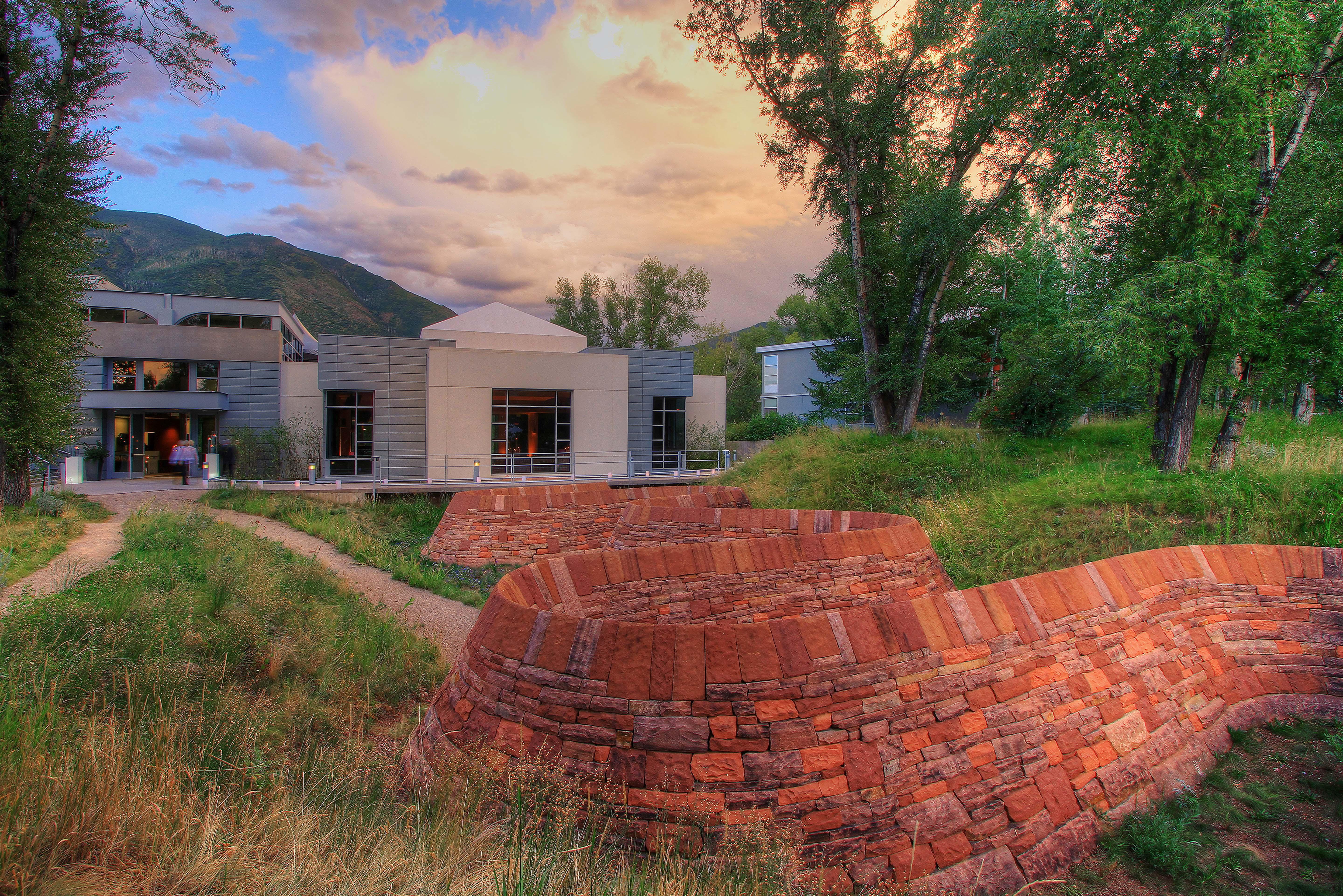 Aspen Meadows Resort Buitenkant foto